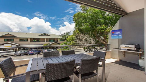 Aqua On Fletcher Street - Dalby Accommodation 2