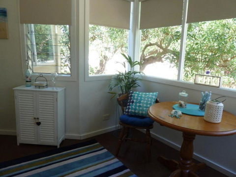 Lilys By The Lake Raymond Island Accommodation - Dalby Accommodation 2