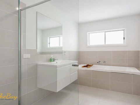 Pacific Paradise No.28 Anna Bay - Dalby Accommodation 1