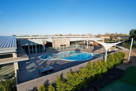 COASTAL SOUL VILLA At BROADBEACH - Dalby Accommodation 2