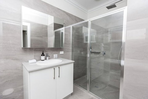 Wagga Apartments 3 - Dalby Accommodation 3