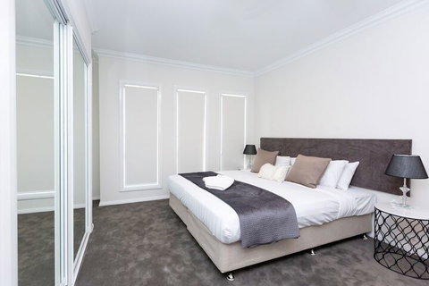 Wagga Apartments 3 - Dalby Accommodation 4