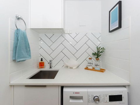 Allawah Palms Villa - Dalby Accommodation 3