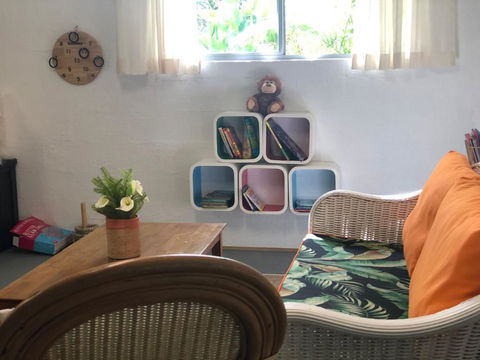 Allawah Palms Villa - Dalby Accommodation 4