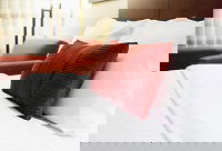 R & W Noosa Holidays 43 Wyuna Drive - Dalby Accommodation 0