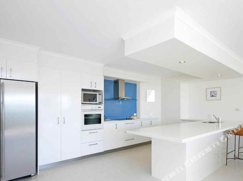 R & W Noosa Holidays 2 25 Allambi Rise - Dalby Accommodation 2