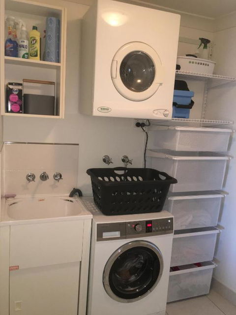 No1 The Strand - Dalby Accommodation 3