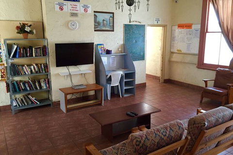 Hay Street Travellers Inn Hostel - Dalby Accommodation 1