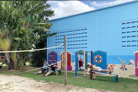 Magnums Airlie Beach - Dalby Accommodation 0