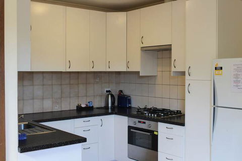 Australian Home Away At Doncaster Elgar - Dalby Accommodation 2