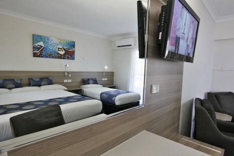 Aston Motel Yamba - Dalby Accommodation 7