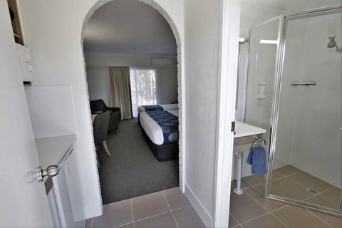 Aston Motel Yamba - Dalby Accommodation 6