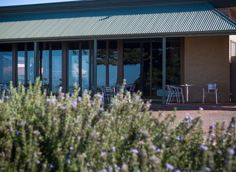 Foreshore Motor Inn - Dalby Accommodation 0