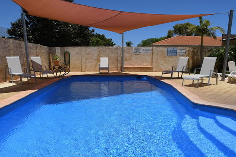 Kalbarri Seafront Villas - Dalby Accommodation 1