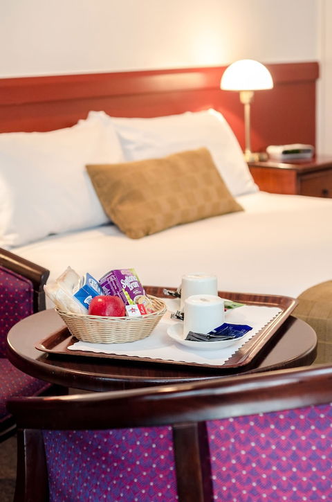 Central Studio Accommodation - Dalby Accommodation 2