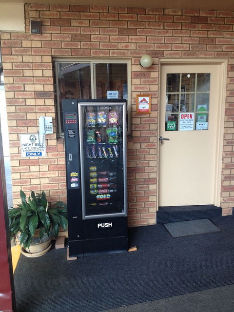 Tallarook Motor Inn - Dalby Accommodation 4