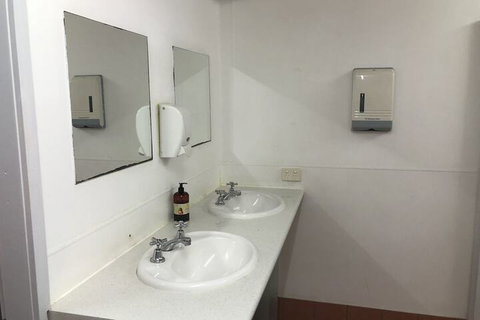 Reef Backpackers - Dalby Accommodation 6