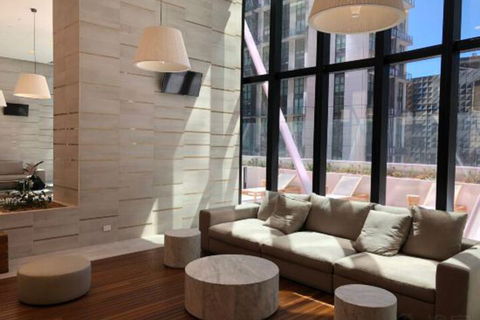 Avanti Two Bedroom View Apartment Floor 44 CBD - Dalby Accommodation 6