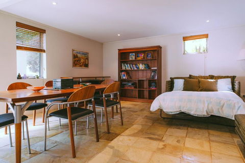 The Princess House - Dalby Accommodation 5