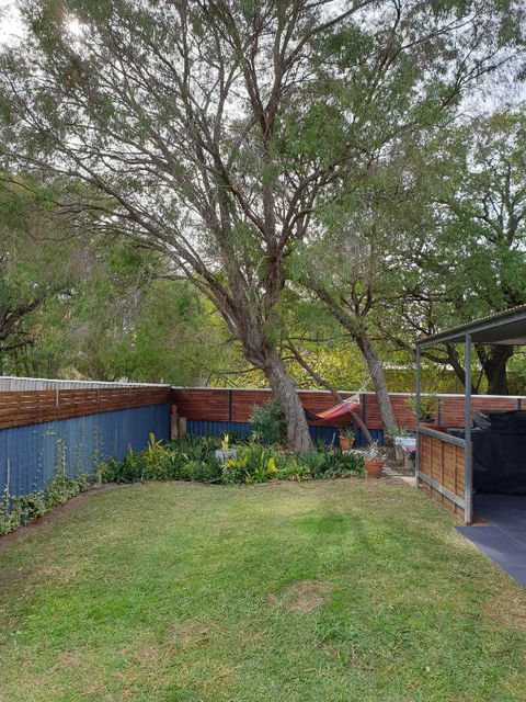 Abbey Beach Cottage - Dalby Accommodation 1