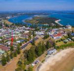 Seaspray Unit 7 straight across the road from Main Beach Yamba - Dalby Accommodation