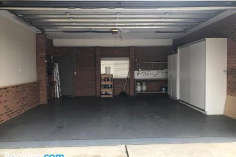 Taboga 3 Bedroom 3 Bathroom Villia - Dalby Accommodation 2