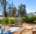 Rakali Cottage Lake Conjola - Dalby Accommodation