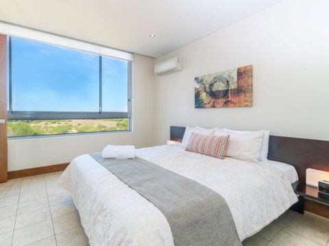 Luxury Retreat 2 Bedroom Spa Suite - Dalby Accommodation 2