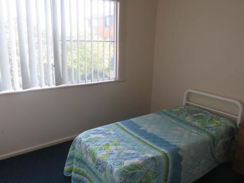 Cabenay 3 VIEWS ACROSS THE PARK - Dalby Accommodation 1