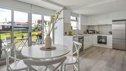 Salt 4 Getaway Luxury For 2 - Dalby Accommodation 6
