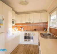 Clissold Street 11 Mollymook - Dalby Accommodation