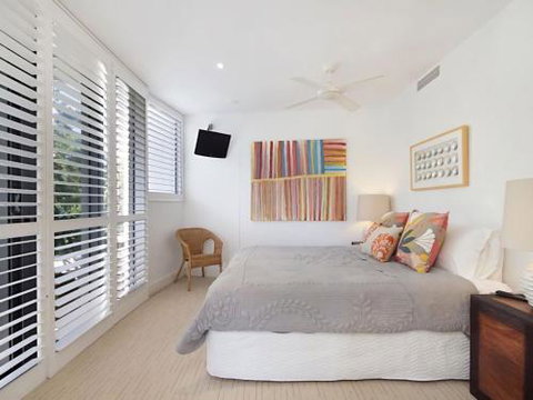 COTTON BEACH 94 MID FLOOR PENTHOUSE - Dalby Accommodation 3