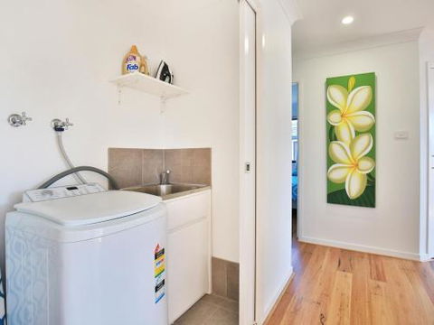VIlla Zelma Culburra Beach - Dalby Accommodation 1
