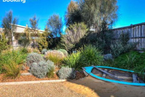 At The Beach - Dalby Accommodation 2