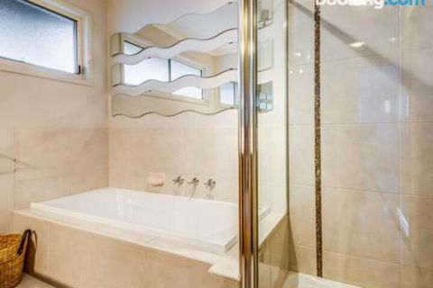 At The Beach - Dalby Accommodation 6