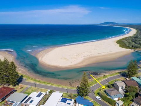 THE BEACH HOUSE Gerroa 4pm Check Out Sundays - Dalby Accommodation 6