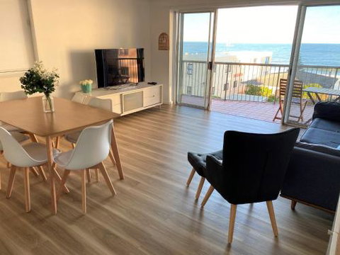 Sanctuary Shores 2 Bedroom Apartment - Dalby Accommodation 0