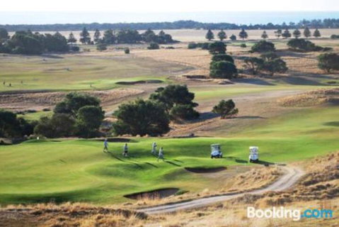Eagles Nest - Dalby Accommodation 3