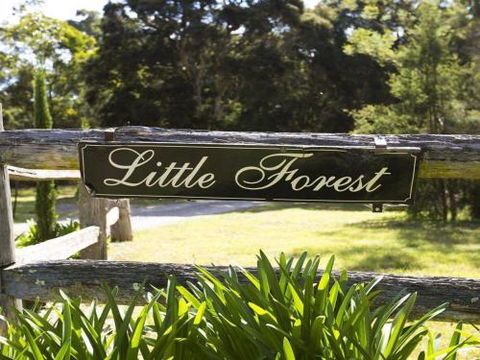 THE ANGAS CARRIAGE Alpine Southern Highlands 4pm Check Out On Sundays - Dalby Accommodation 5