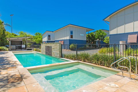 Casuarina Beach Shacks 10 - Dalby Accommodation 2
