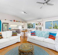 Casuarina Beach Shacks 10 - Dalby Accommodation