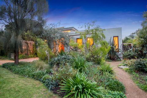 SantAnna - Dalby Accommodation 0