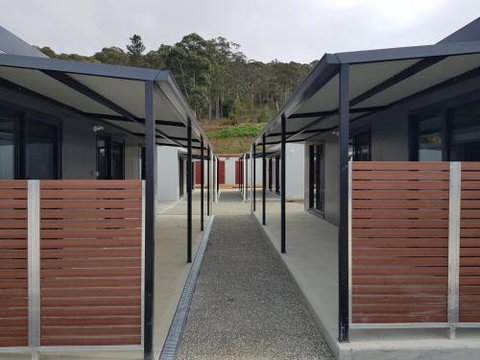 Huon Flash Packers - Dalby Accommodation 4