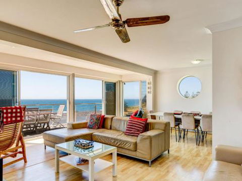 PENZANCE Gerroa Beachfront To Shelley Beach & 4pm Check Out Sundays - Dalby Accommodation 1