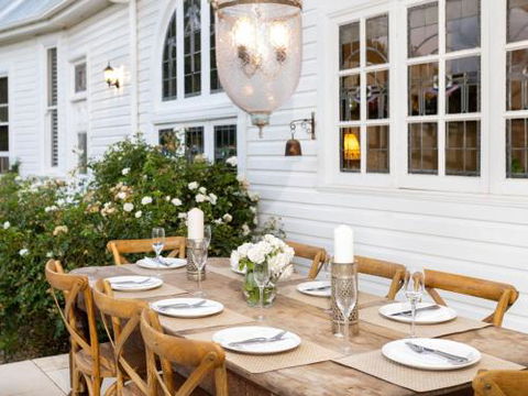 Wembley House Southern Highlands With 4pm Check Out Sunday - Dalby Accommodation 6