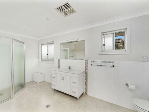 VIEWTOPIA Gerroa 4pm Check Out Sundays - Dalby Accommodation 6