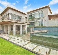 Beachfront Location 28 Mitchell Pde - Dalby Accommodation