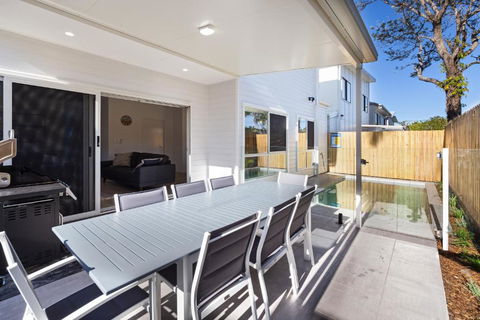 11 Ann Street Coolum Beach - Dalby Accommodation 5
