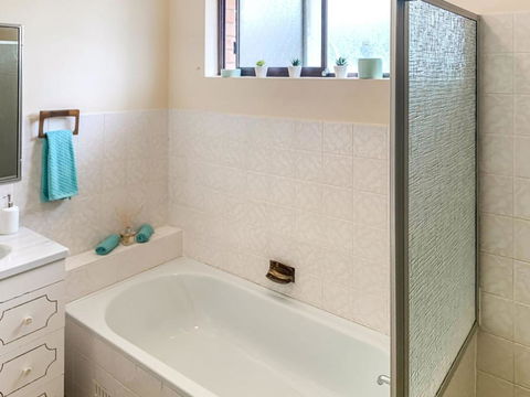 Fairburn Apartment 6 - Dalby Accommodation 2