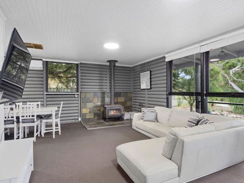 Silvers Anchor 2 Bennett Street - Dalby Accommodation 4